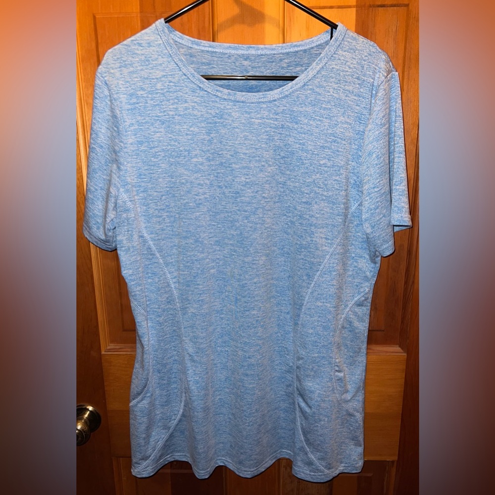 L blue workout top